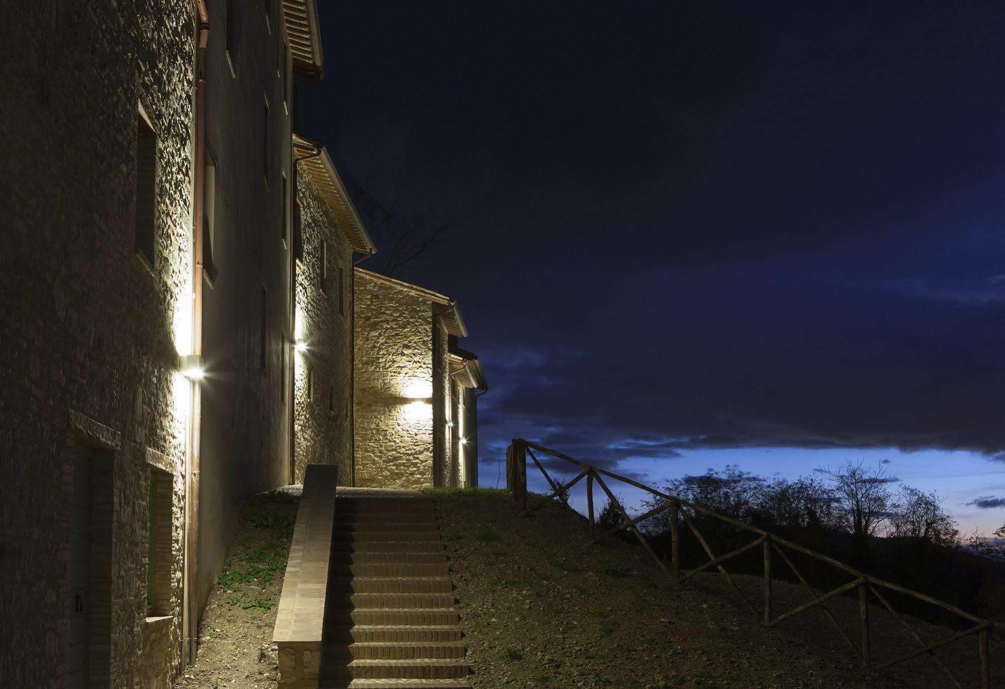 Borgo Di Gallano Valtopina Экстерьер фото