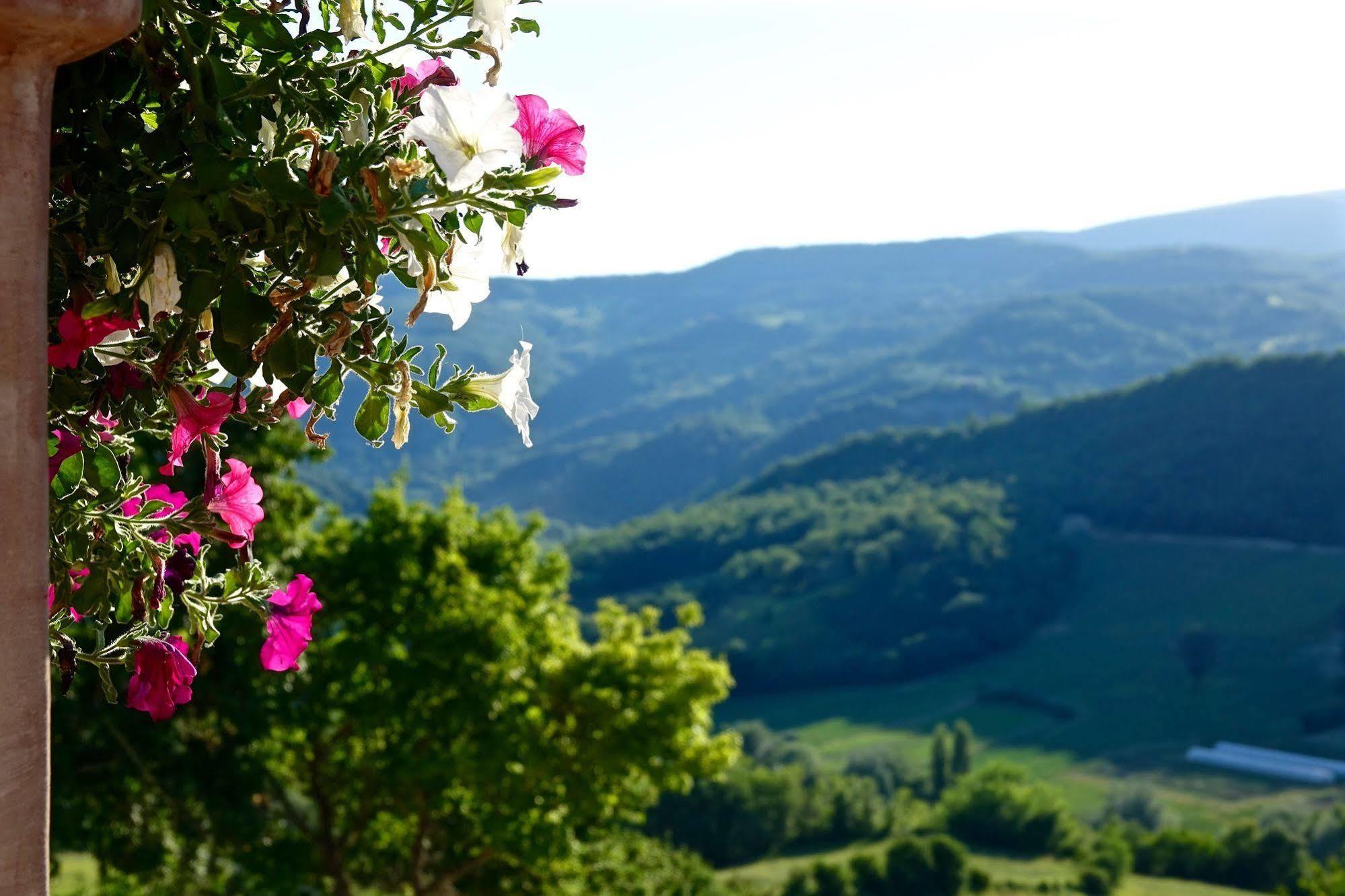 Borgo Di Gallano Valtopina Экстерьер фото